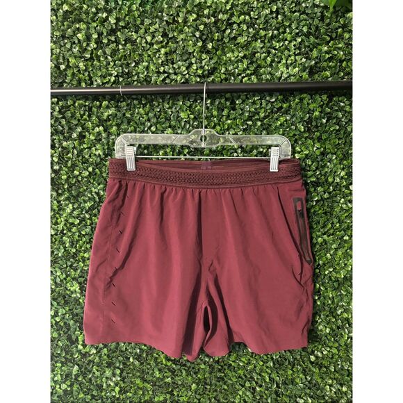 Ten Thousand Session 5” Short Lined Sz Medium Deep Red - Picture 1 of 3
